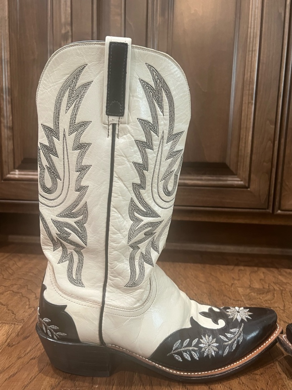 1883 Lucchese Western Boots - Picture 5 of 10
